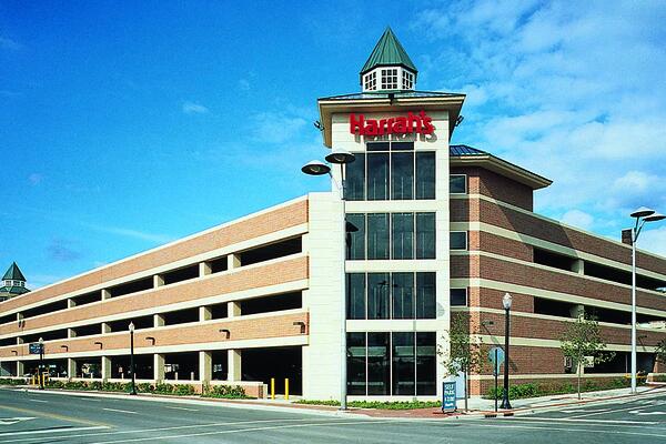 Pepper built Harrah's JJoliet Hotel and Casino parking garage for 700 cars