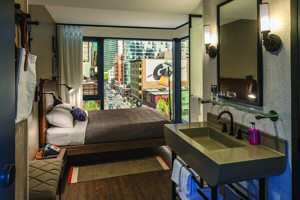 Moxy Hotel Chicago